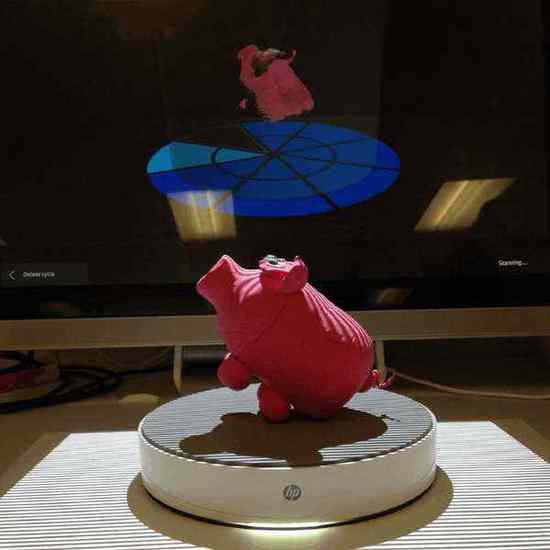 HP Sprout 3D Capture — pink pig on the 3D stage